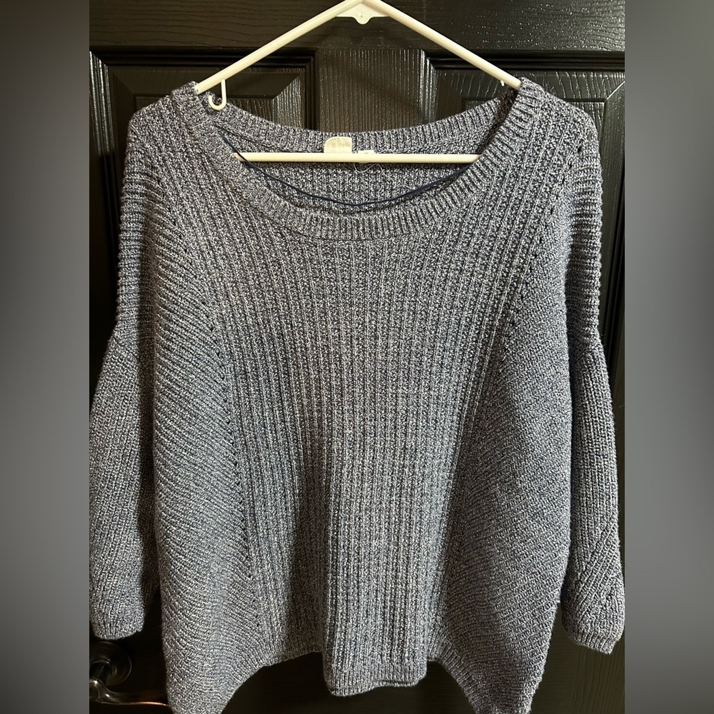 GAP Women's Charcoal Crew Neck Sweater